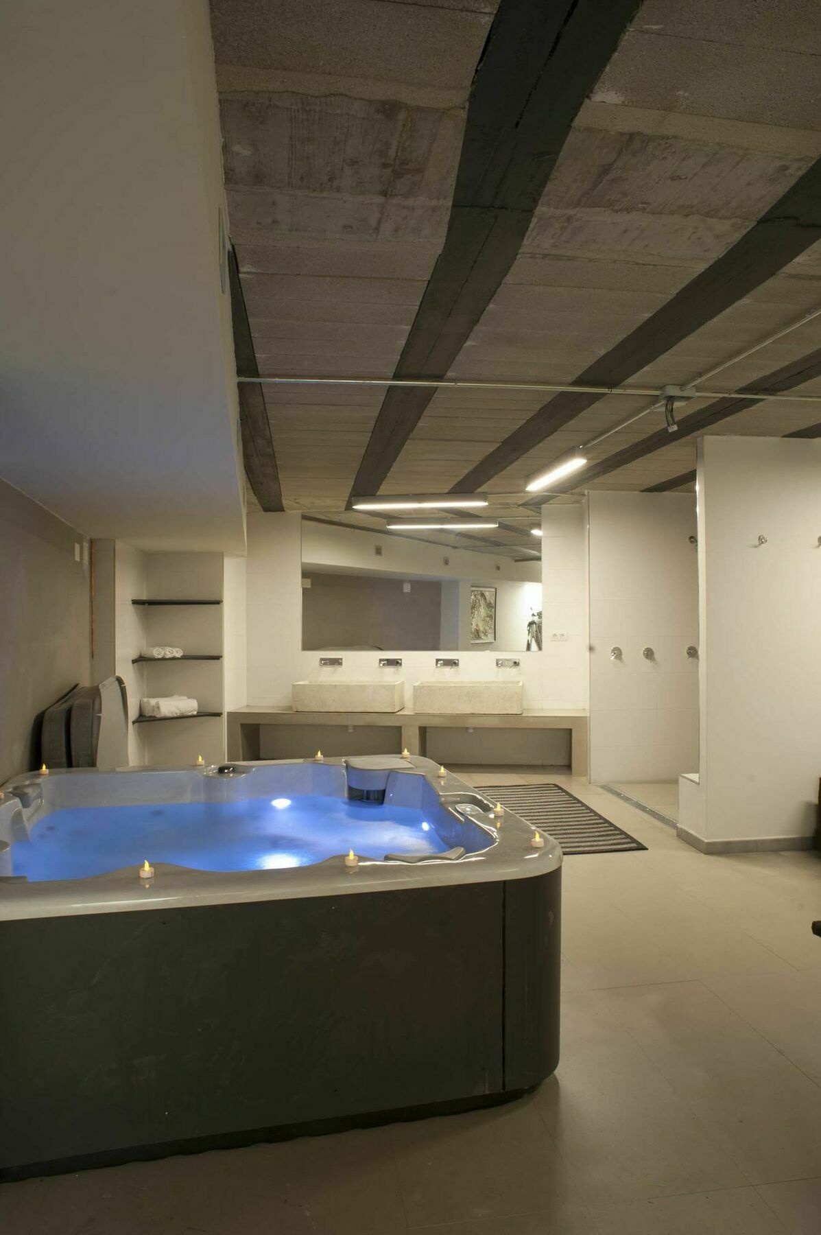 Chvictoria Loft May 13 Куэнка Экстерьер фото